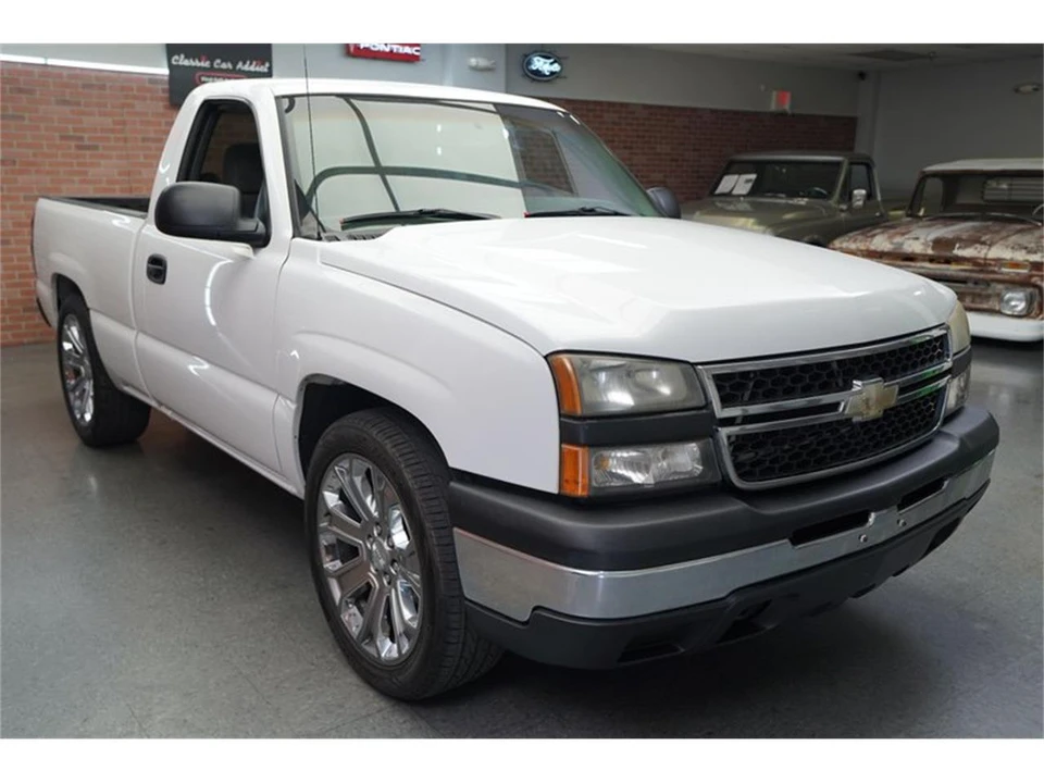 2006 Chevrolet Silverado 1st Gen - Image 10 of 31