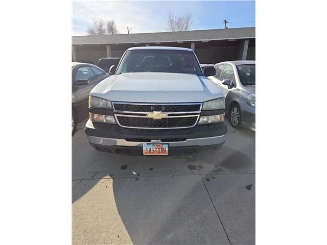 2006 Chevrolet Silverado 1st Gen - Image 2 of 9