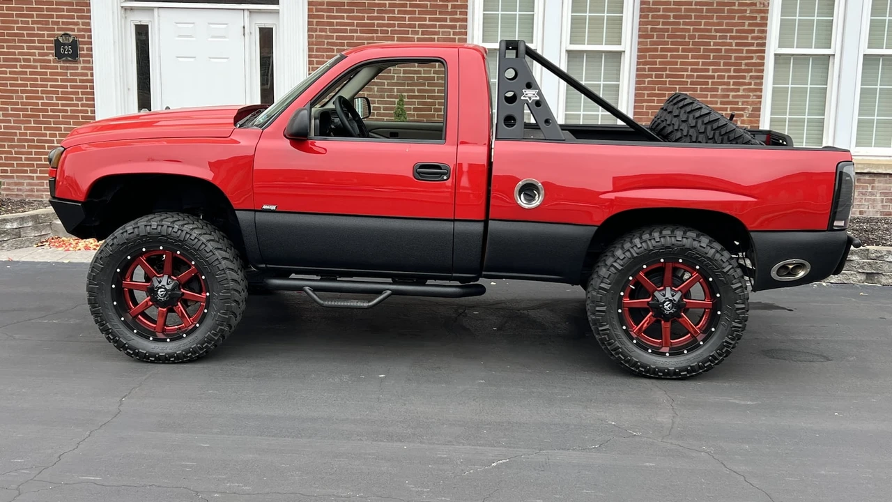 2006 Chevrolet Silverado 1st Gen - Image 2 of 8
