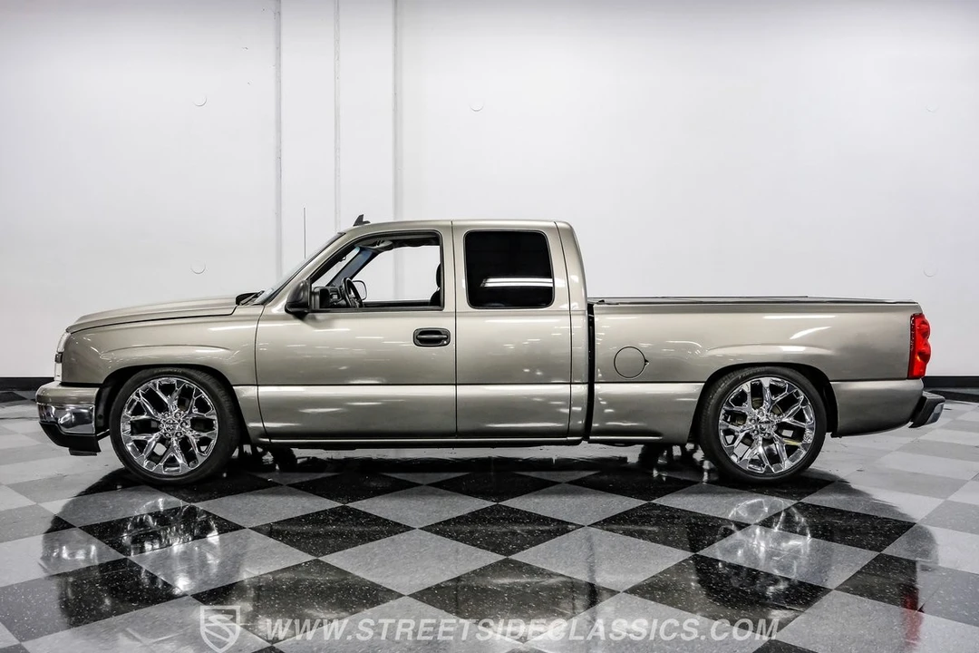 2006 Chevrolet Silverado 1st Gen - Image 2 of 21