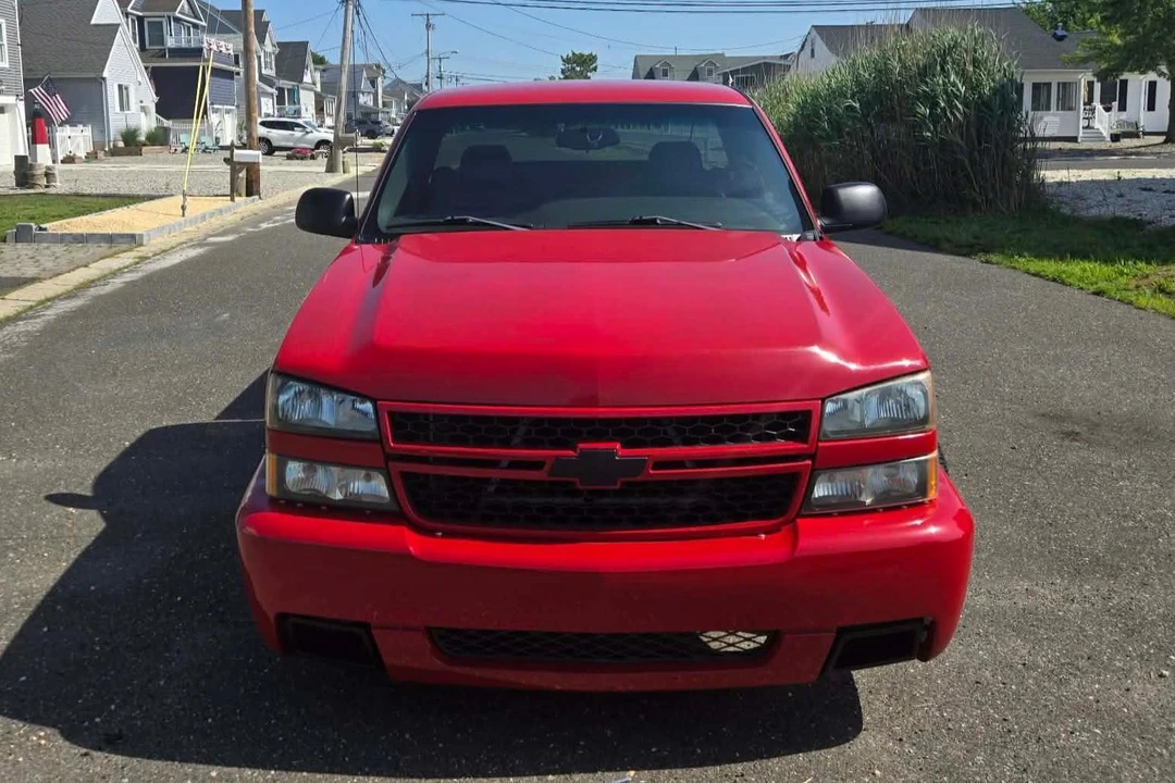 2006 Chevrolet Silverado 1st Gen - Image 2 of 31