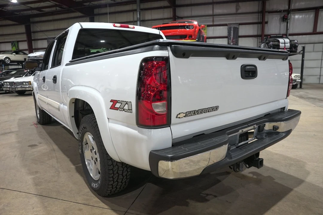 2006 Chevrolet Silverado 1st Gen - Image 6 of 12