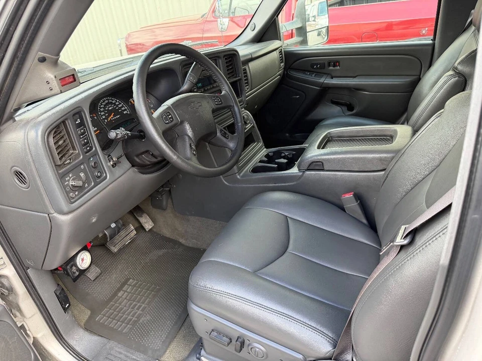 2006 Chevrolet Silverado 1st Gen - Image 3 of 12