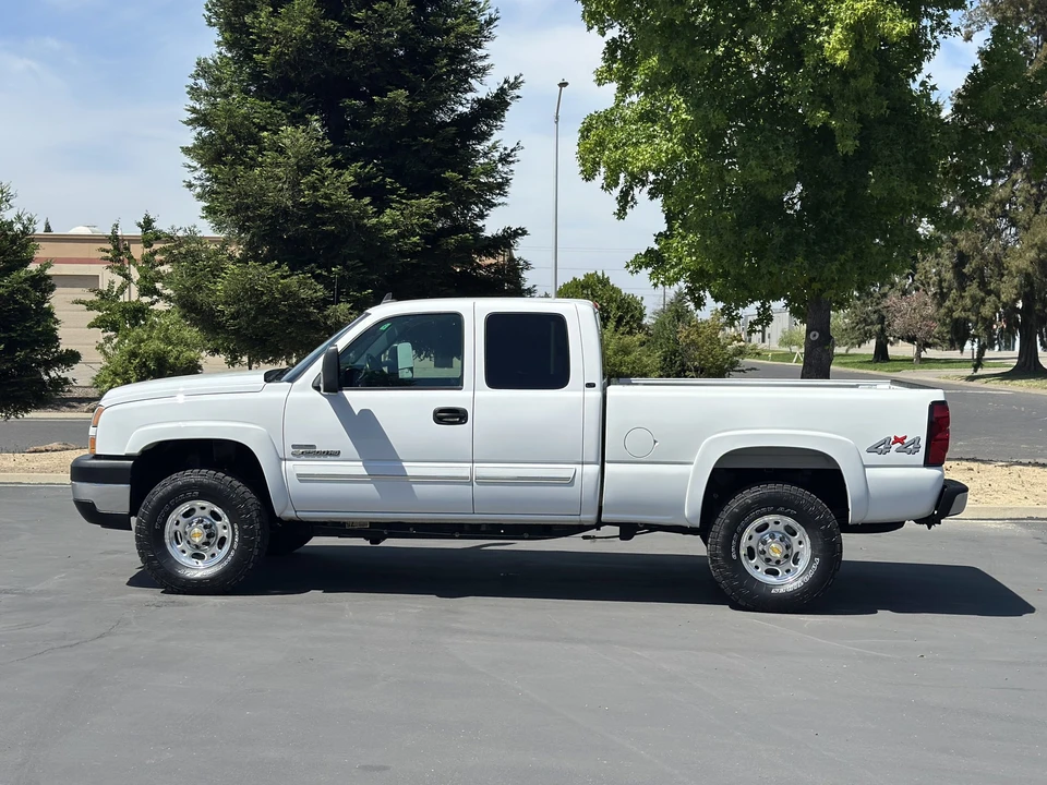 2006 Chevrolet Silverado Heavy Duty 1st Gen - Image 11 of 31