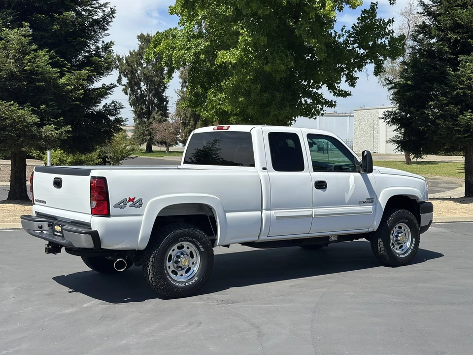 2006 Chevrolet Silverado Heavy Duty 1st Gen - Image 28 of 31