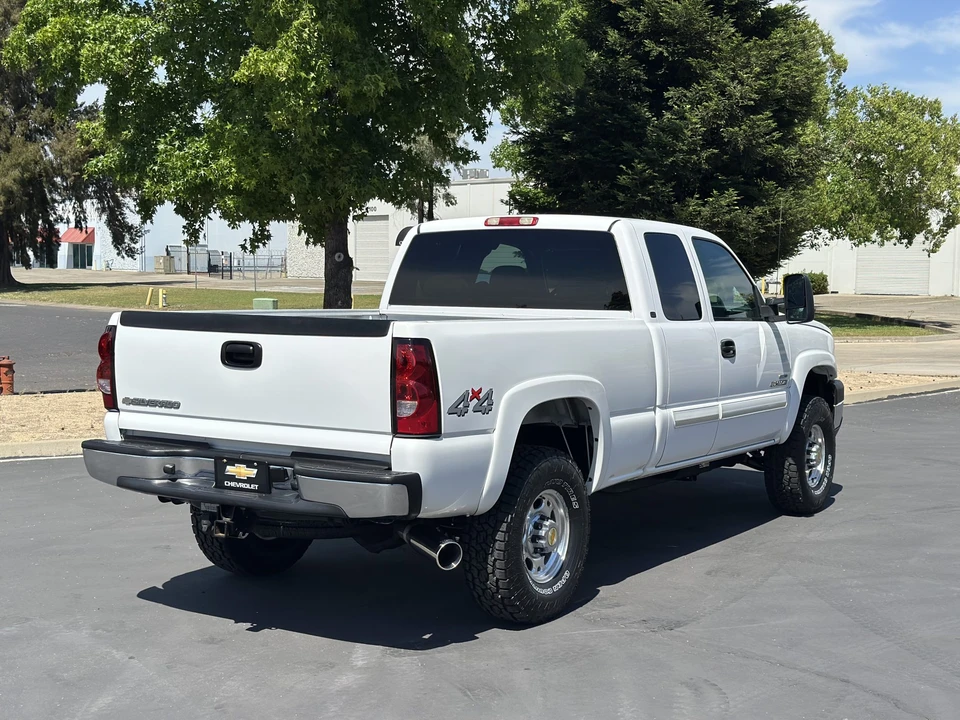 2006 Chevrolet Silverado Heavy Duty 1st Gen - Image 24 of 31