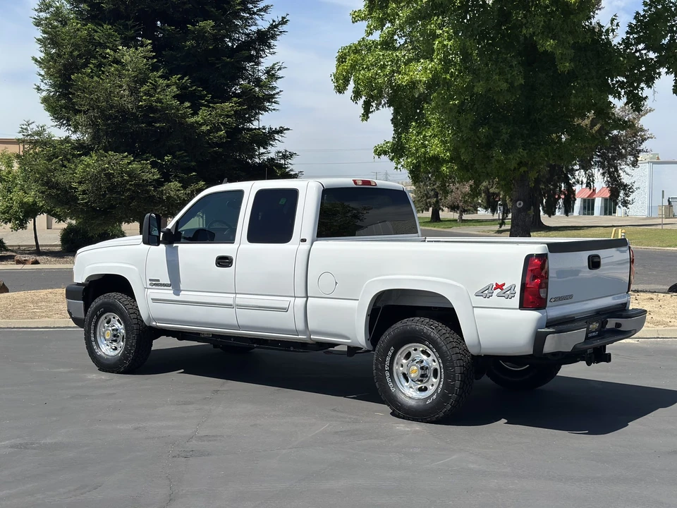 2006 Chevrolet Silverado Heavy Duty 1st Gen - Image 15 of 31