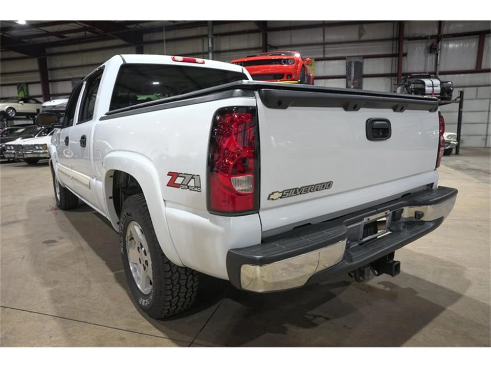 2006 Chevrolet Silverado 1st Gen - Image 6 of 31