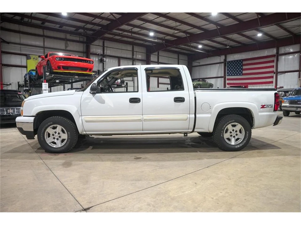 2006 Chevrolet Silverado 1st Gen - Image 4 of 31