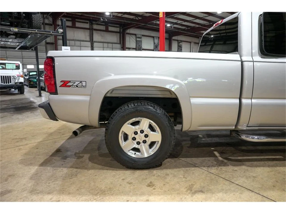 2006 Chevrolet Silverado 1st Gen - Image 9 of 31
