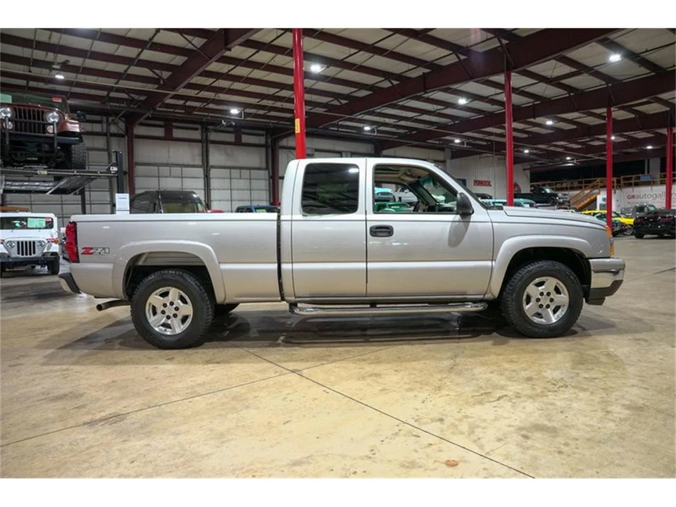 2006 Chevrolet Silverado 1st Gen - Image 10 of 31
