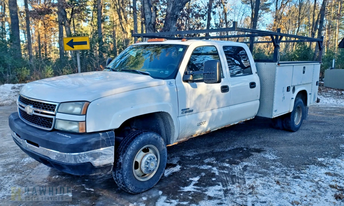 2006 Chevrolet Silverado Heavy Duty 1st Gen - Image 3 of 19