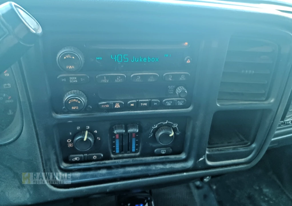 2006 Chevrolet Silverado Heavy Duty 1st Gen - Image 10 of 19