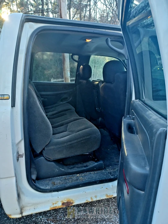2006 Chevrolet Silverado Heavy Duty 1st Gen - Image 16 of 19
