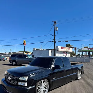 2006 Chevrolet Silverado (Classic) 1500 Extended Cab SS Pickup 4D 6 1/2 ft