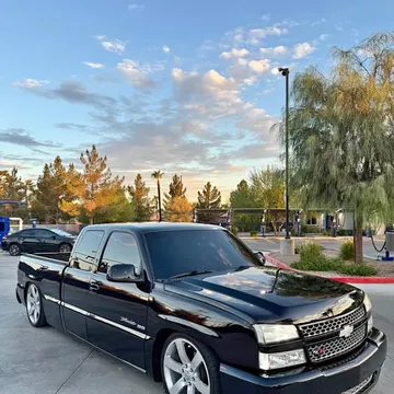 2006 Chevrolet Silverado (Classic) 1500 Extended Cab SS Pickup 4D 6 1/2 ft