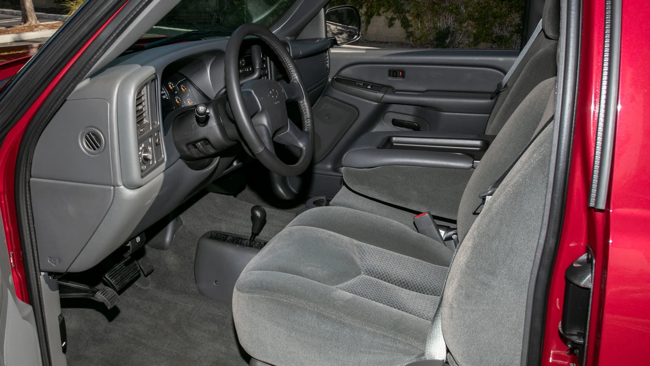 2006 Chevrolet Silverado 1st Gen - Image 4 of 18