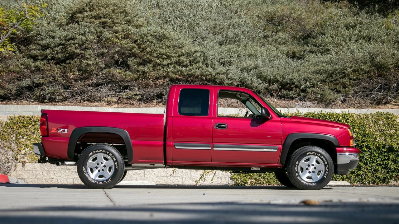 2006 Chevrolet Silverado 1st Gen - Image 8 of 18