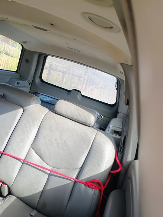 2006 Chevrolet Suburban 9th Gen - Image 8 of 10