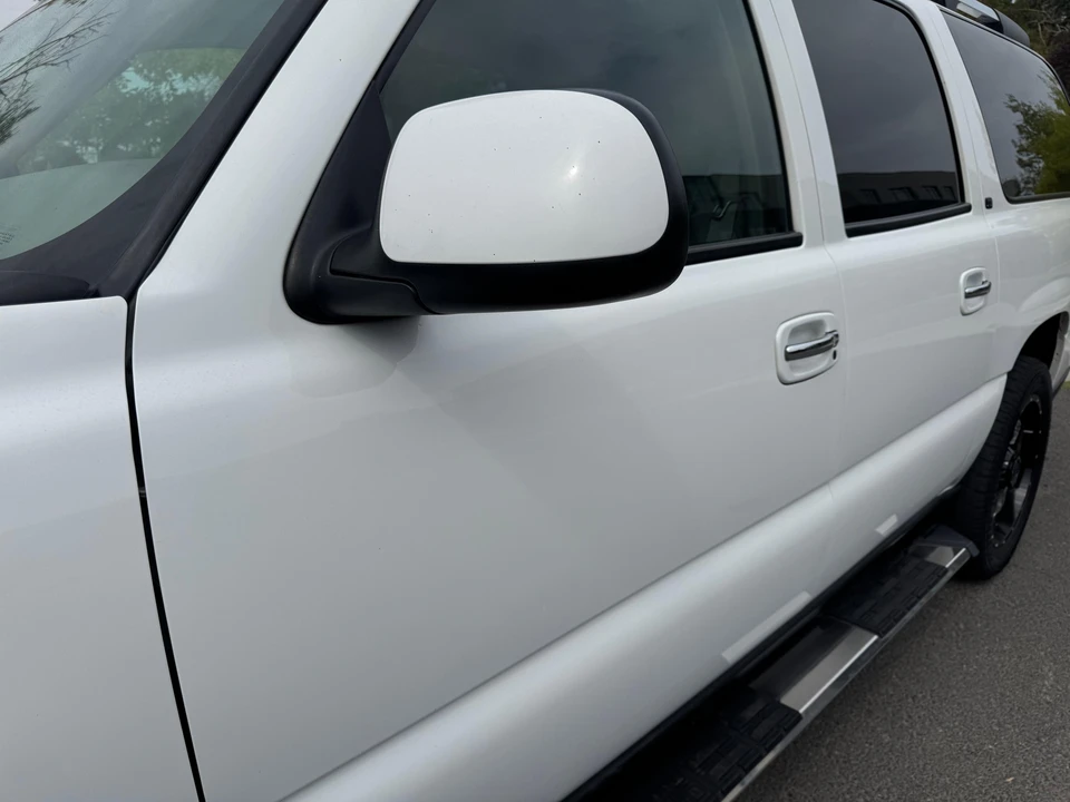 2006 Chevrolet Suburban 9th Gen - Image 14 of 31