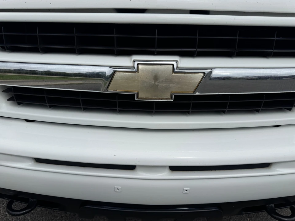 2006 Chevrolet Suburban 9th Gen - Image 11 of 31