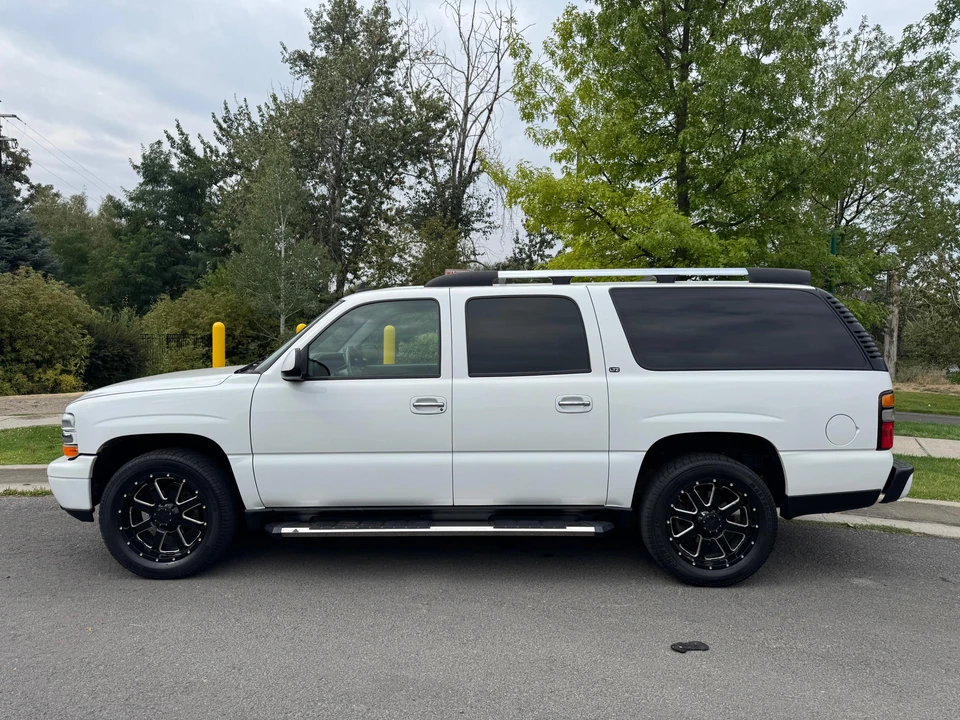 2006 Chevrolet Suburban 9th Gen - Image 7 of 31