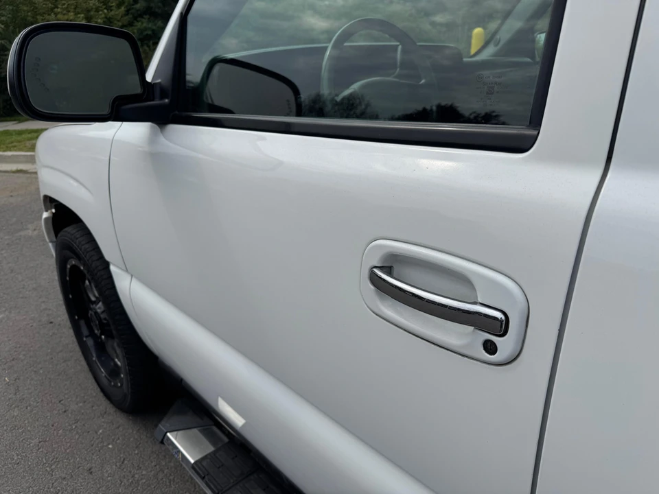 2006 Chevrolet Suburban 9th Gen - Image 16 of 31