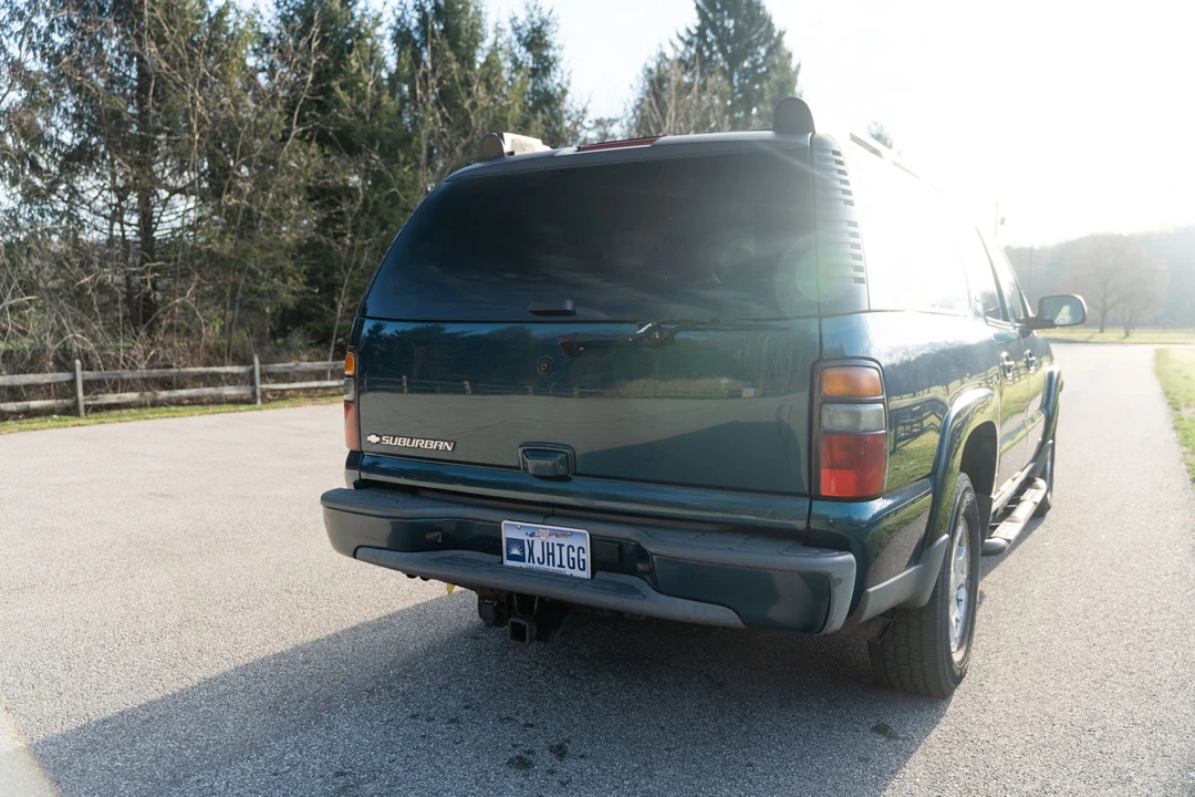 2006 Chevrolet Suburban 9th Gen - Image 13 of 21