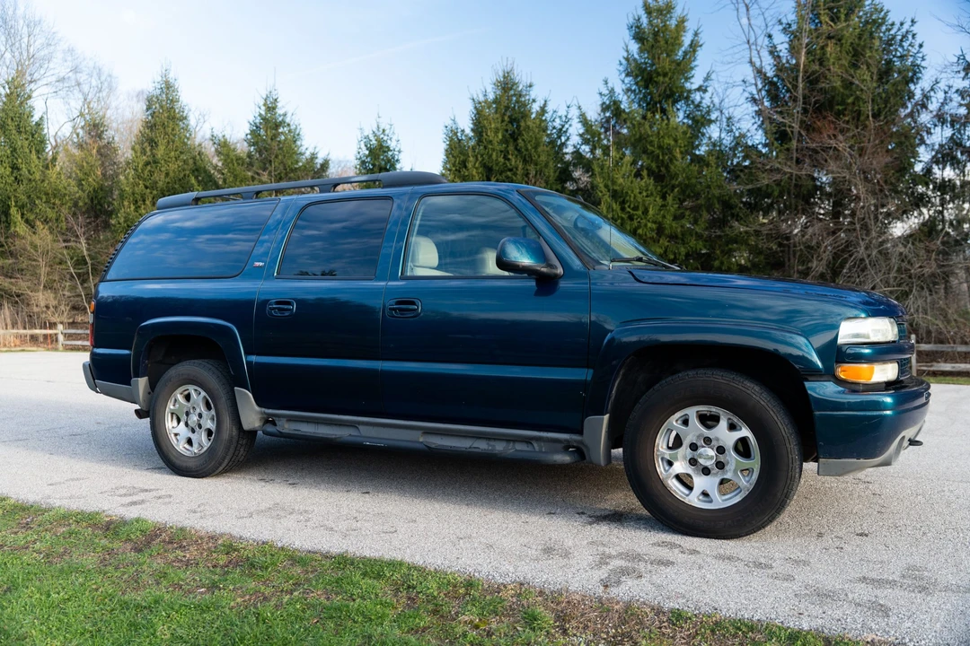 2006 Chevrolet Suburban 9th Gen - Image 19 of 21