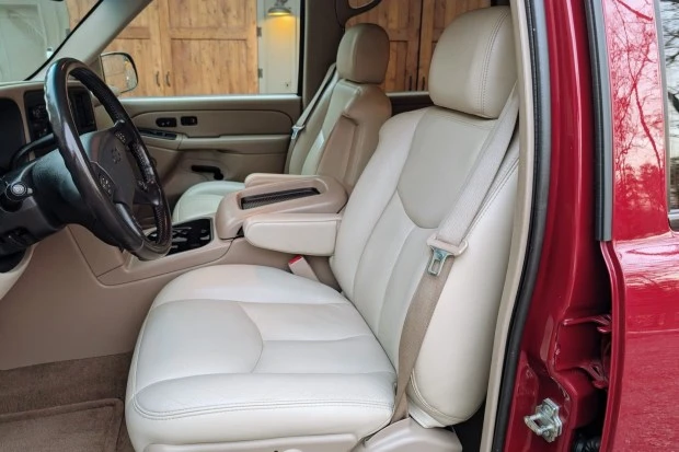 2006 Chevrolet Suburban 9th Gen - Image 4 of 7