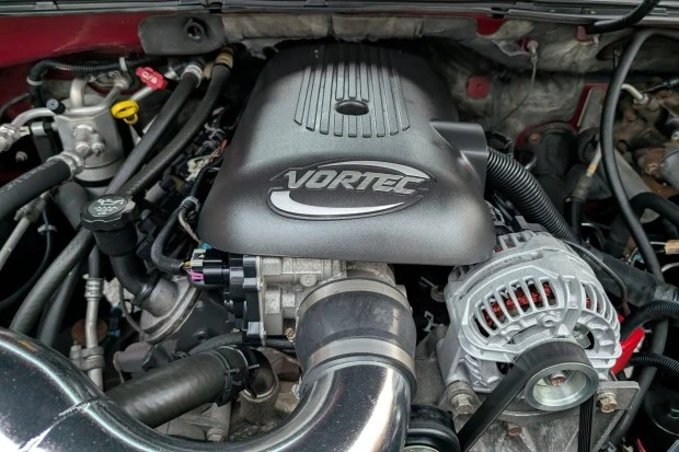 2006 Chevrolet Suburban 9th Gen - Image 6 of 7