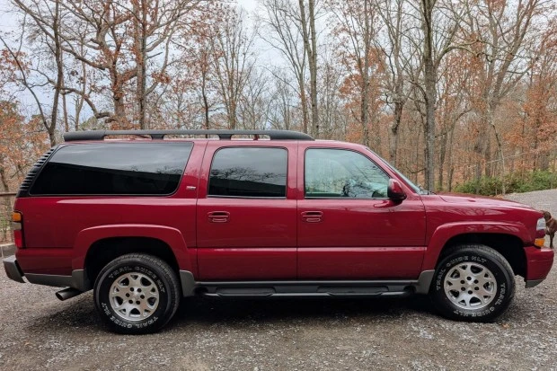 2006 Chevrolet Suburban 9th Gen - Image 3 of 7