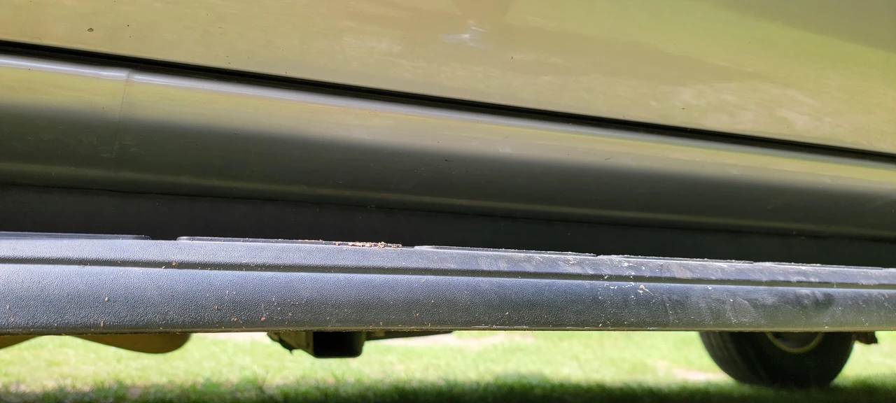 2006 Chevrolet Suburban 9th Gen - Image 17 of 31