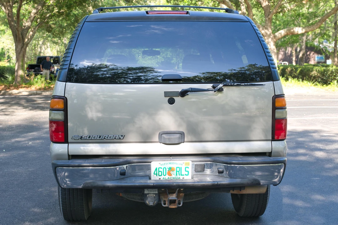 2006 Chevrolet Suburban 9th Gen - Image 5 of 31