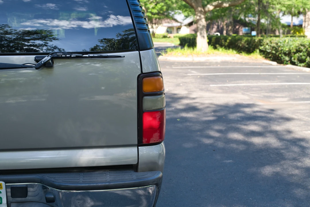 2006 Chevrolet Suburban 9th Gen - Image 25 of 31
