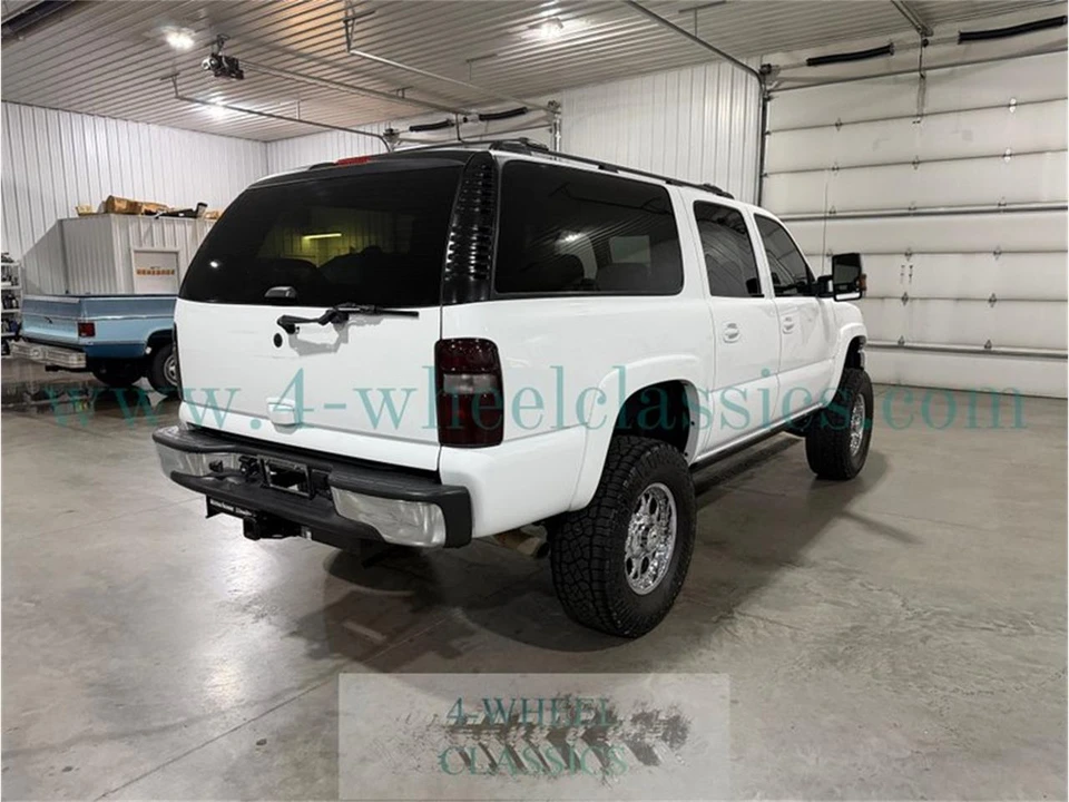 2006 Chevrolet Suburban 9th Gen - Image 5 of 31