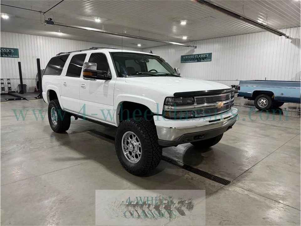 2006 Chevrolet Suburban 9th Gen - Image 7 of 31