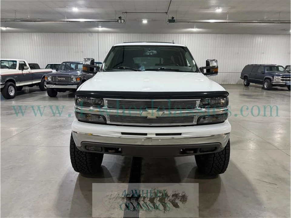 2006 Chevrolet Suburban 9th Gen - Image 8 of 31