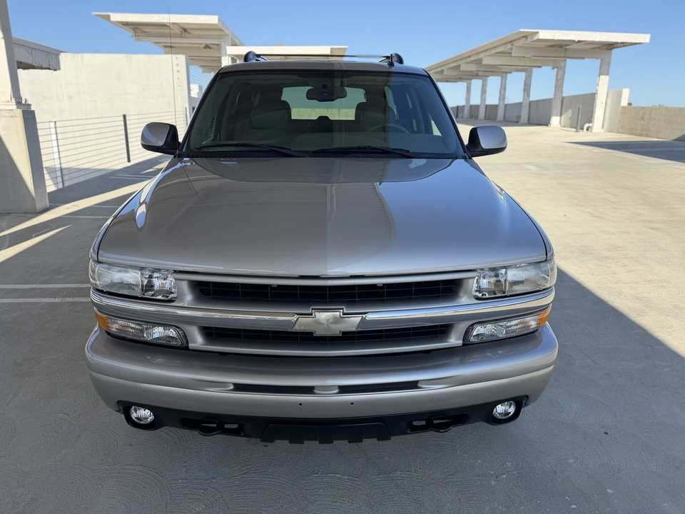 2006 Chevrolet Suburban 9th Gen - Image 17 of 31