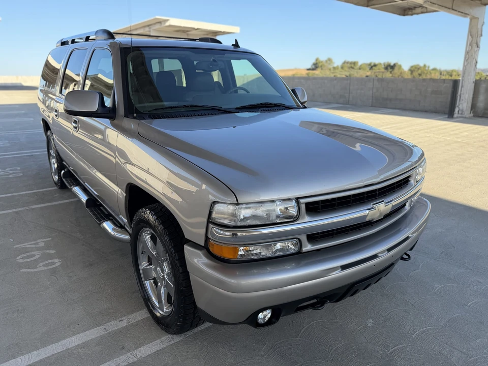 2006 Chevrolet Suburban 9th Gen - Image 4 of 31