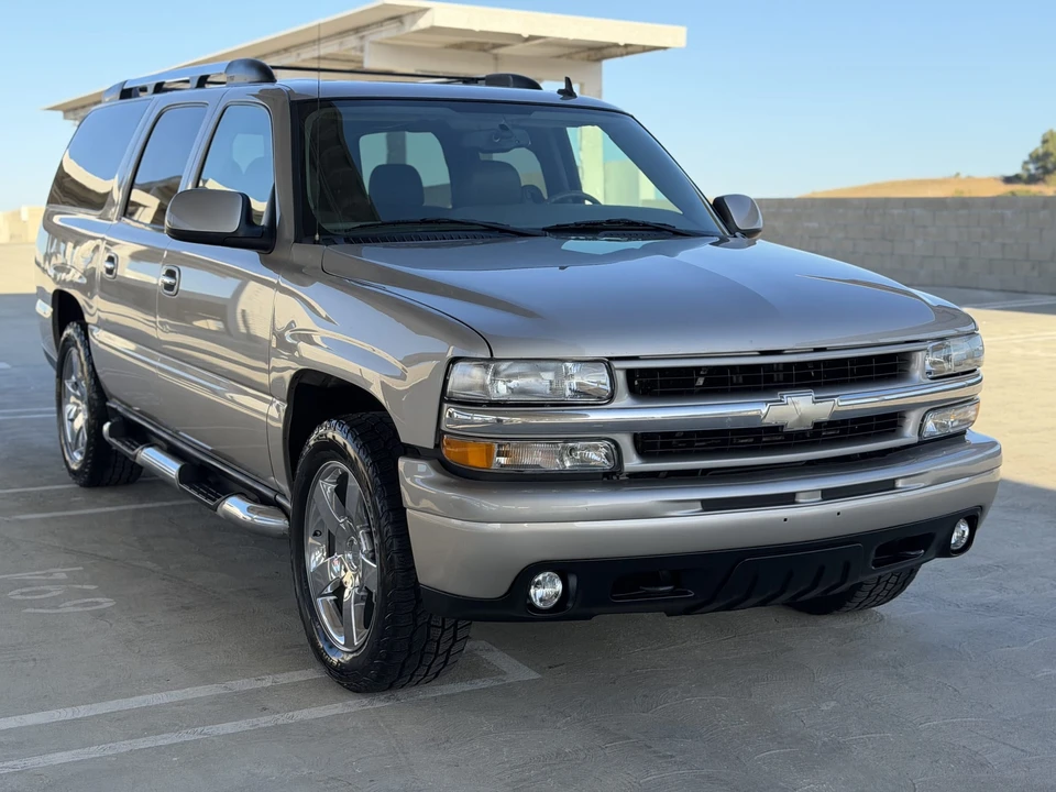 2006 Chevrolet Suburban 9th Gen - Image 8 of 31
