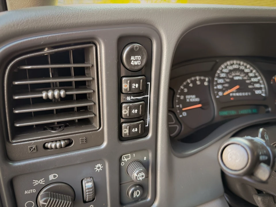 2006 Chevrolet Suburban 9th Gen - Image 21 of 21