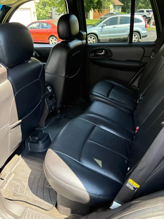 2006 Chevrolet Trailblazer - Image 8 of 11