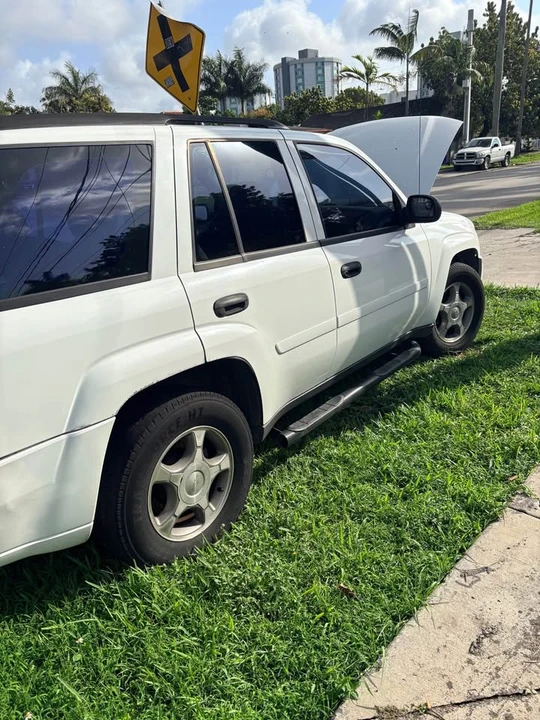 2006 Chevrolet Trailblazer - Image 3 of 5