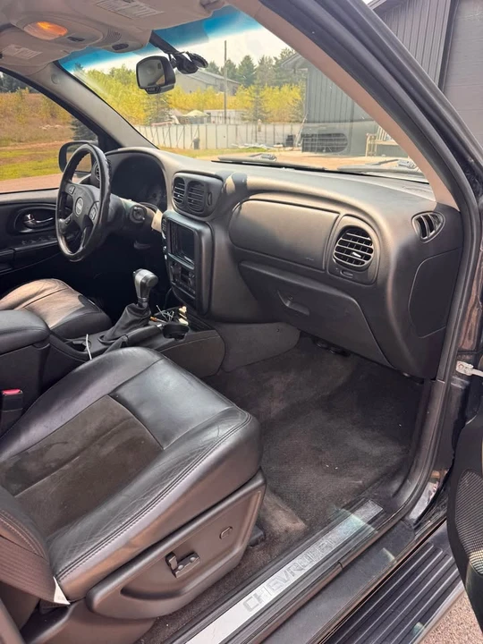2006 Chevrolet Trailblazer - Image 9 of 13