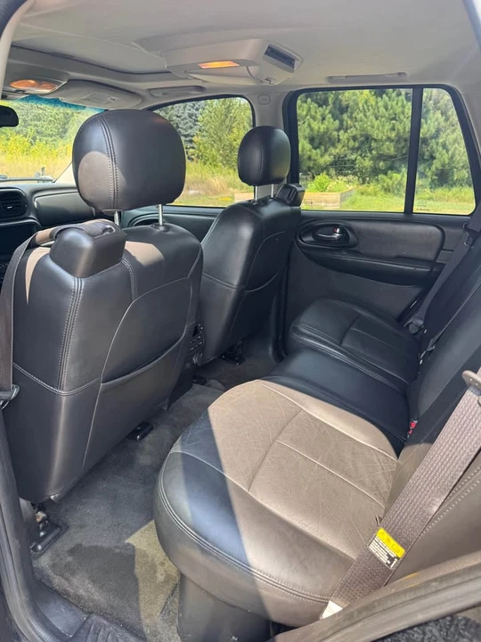 2006 Chevrolet Trailblazer - Image 11 of 13