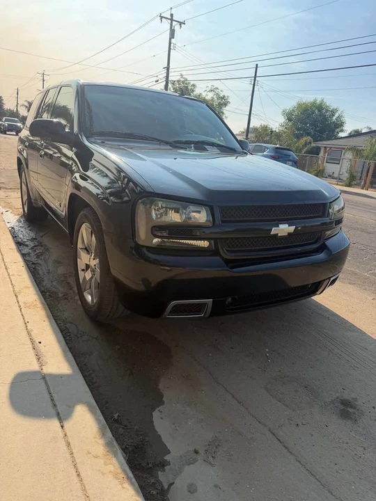 2006 Chevrolet Trailblazer - Image 2 of 7