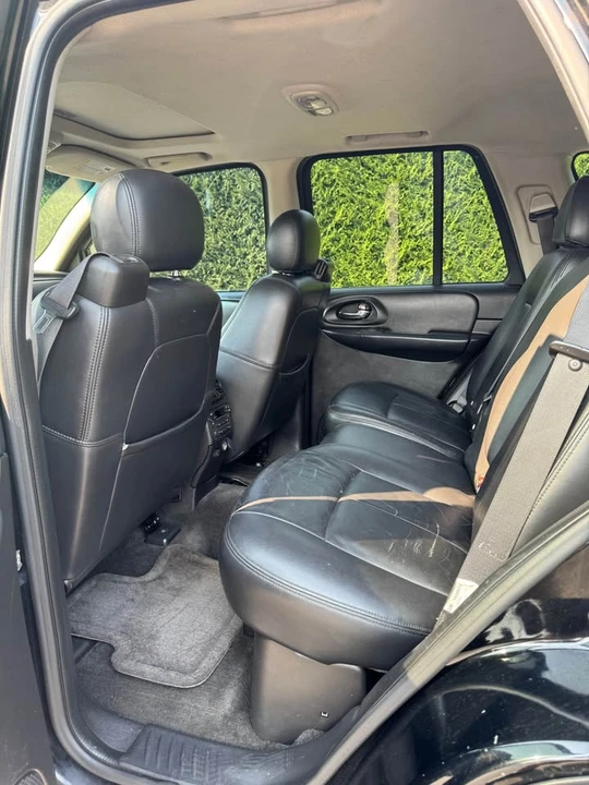 2006 Chevrolet Trailblazer - Image 10 of 15