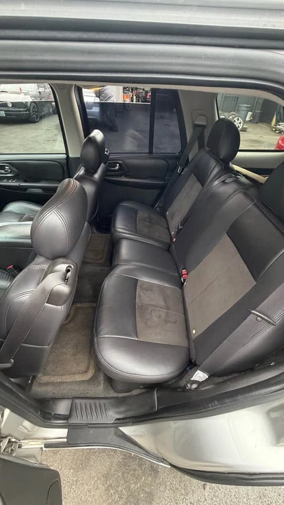 2006 Chevrolet Trailblazer - Image 6 of 14