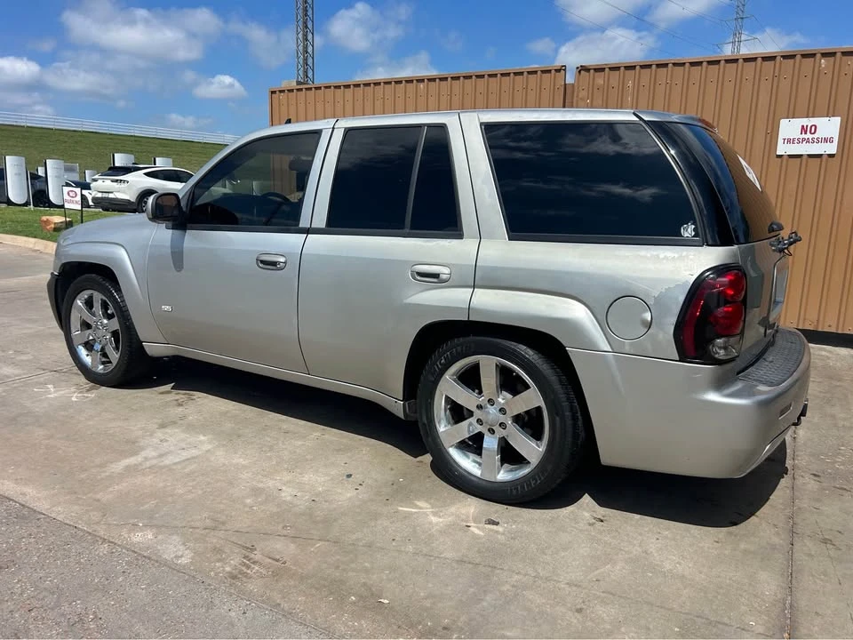 2006 Chevrolet Trailblazer - Image 2 of 9